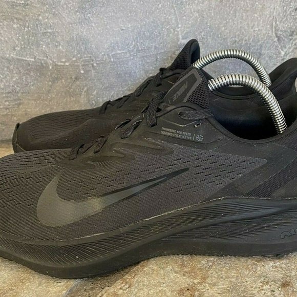Nike Mens Size 10 Zoom Winflo 7 Black Running Shoes - Picture 9 of 9